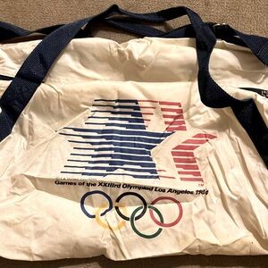 1984 Games of the XXIIIrd Olympiad Los Angeles USA Olympic Committee Duffel Bag